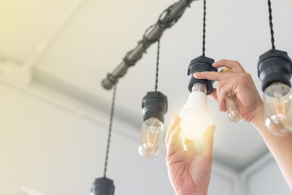Light Bulb Changing Service in Sioux Falls