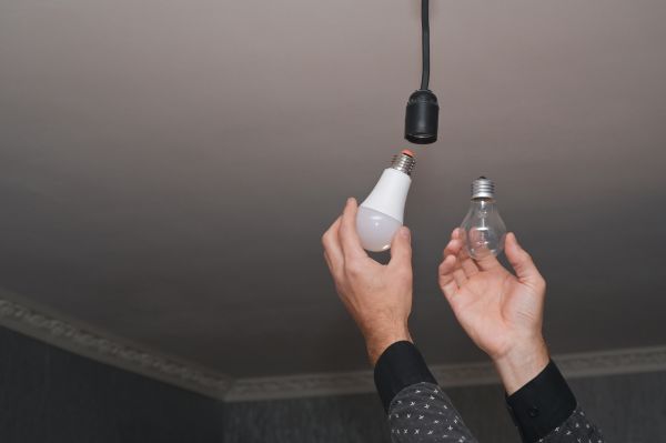 Light Bulbs Replacement in Sioux Falls