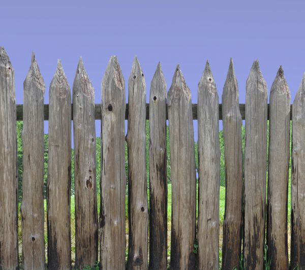 Cedar Post Repair in Sioux Falls